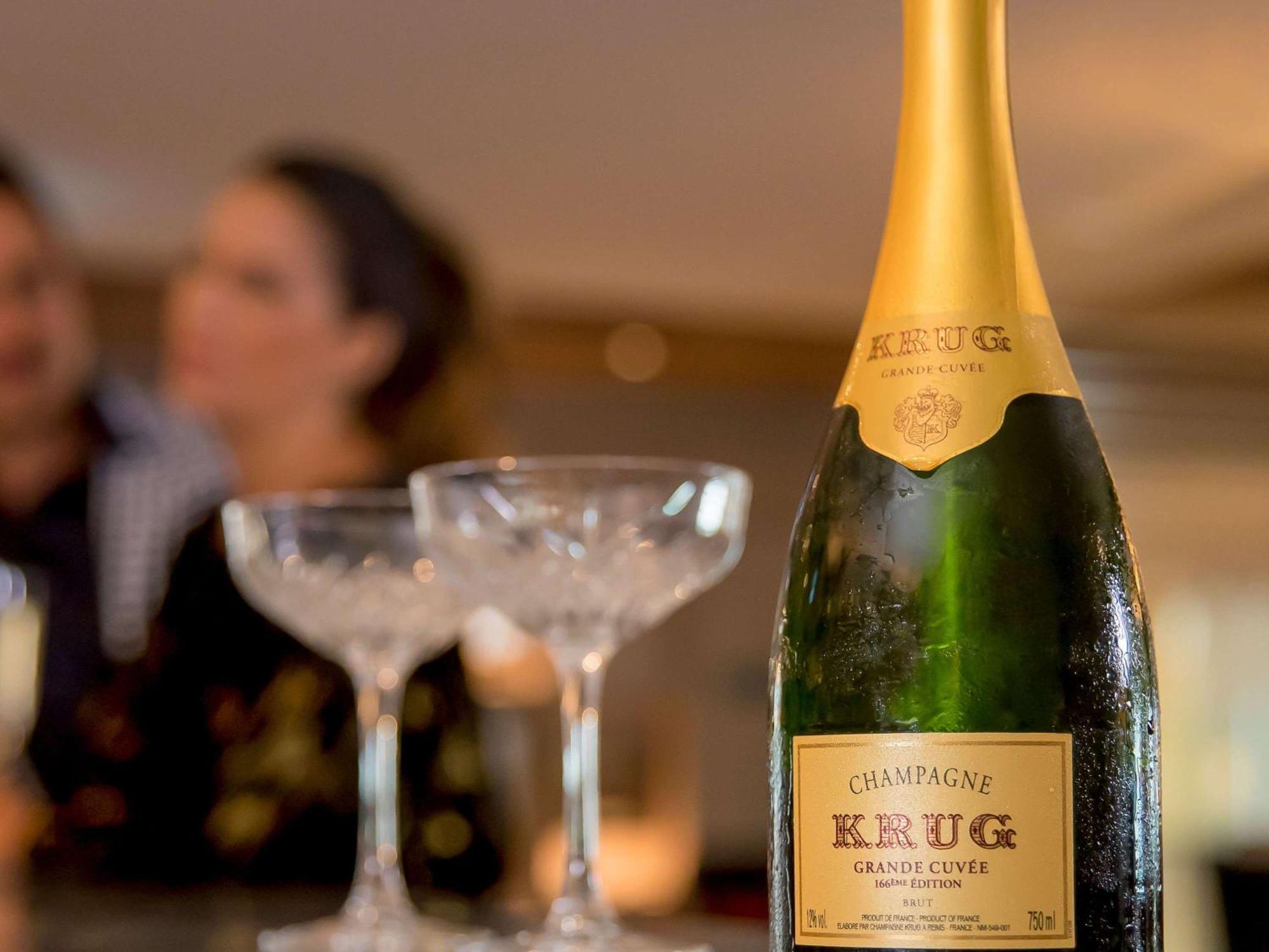The William Inglis Mgallery Warwick Farm Exteriör bild A bottle of Krug Champagne