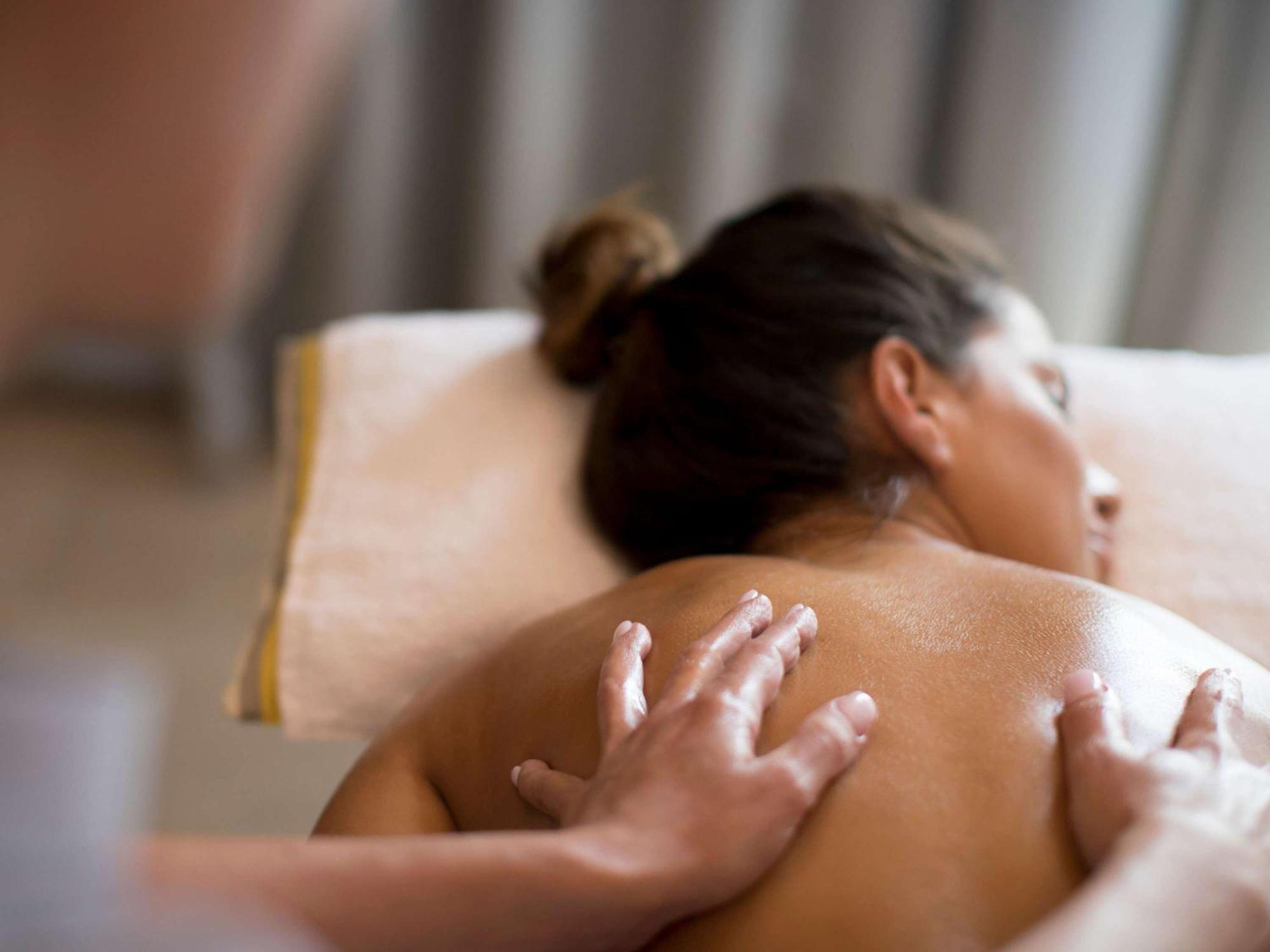 The William Inglis Mgallery Warwick Farm Exteriör bild Massage