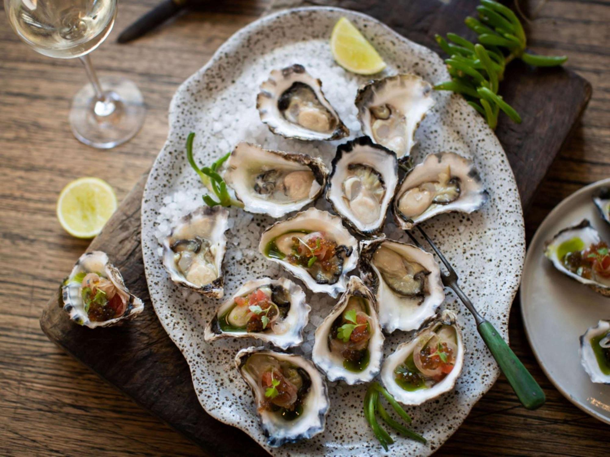 The William Inglis Mgallery Warwick Farm Exteriör bild Oysters
