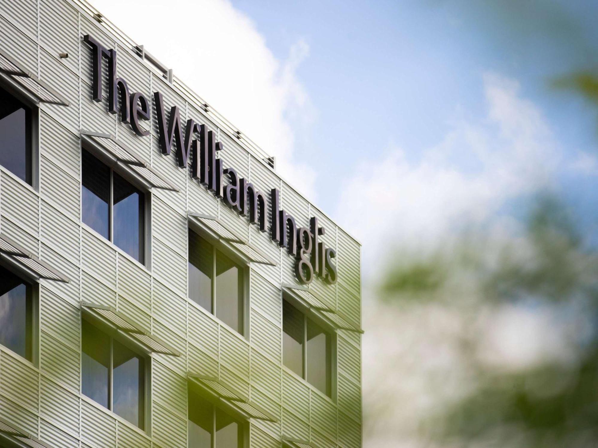 The William Inglis Mgallery Warwick Farm Exteriör bild The William Inglis Centre